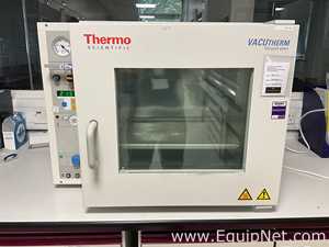 Estufa a Vácuo Thermo Scientific Vacutherm VT6060M