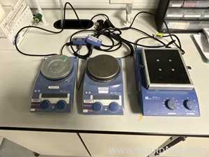 lote de  3 Misturador para Laboratórios IKA 