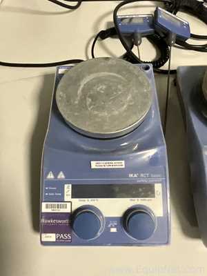 lote de  3 Misturador para Laboratórios IKA 