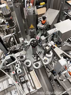 Línea para Llenado en Tubo IWK Verpackungstechnik GmbH 2843439