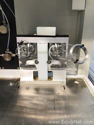 Waters 2767 Sample Manager With 2545 Quaternary Gradient Module And 515 HPLC Pump