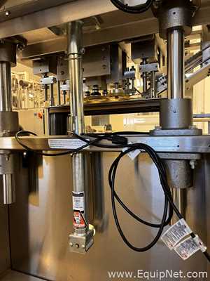 SureKap SK6000-BF6 Automatic 6 Spindle Capper