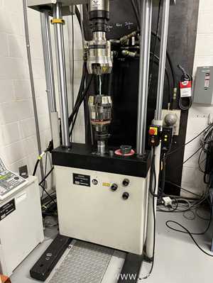 Instron 8501 Servohydraulic Fatigue Testing System