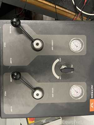 Instron 8501 Servohydraulic Fatigue Testing System