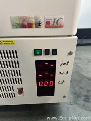 Incubadora Liconic STX110