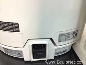Buchi R-210 Evaporator With Vacuum Controller V-850 And Vacuum Pump V-700