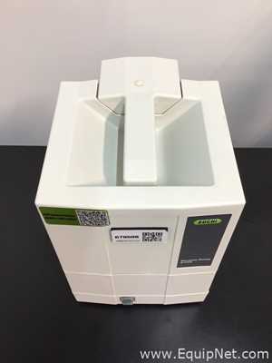 Buchi R-210 Evaporator With Vacuum Controller V-850 And Vacuum Pump V-700