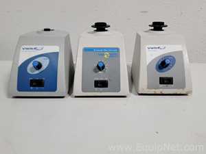 lote de  3 Misturador para Laboratórios VWR Mini Vortex mixer