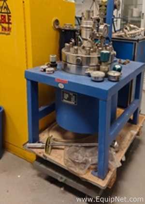 Lot of Miscellaneous Battery Lab Equipment