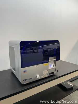 Qiagen QIAcube Analyzer