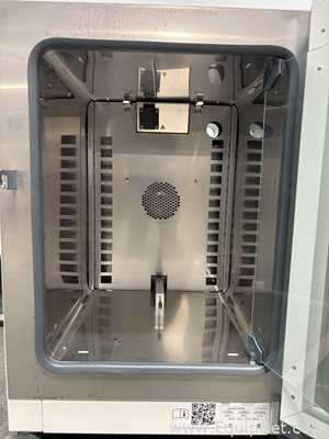 Incubadora Thermo Scientific Heratherm IMH60
