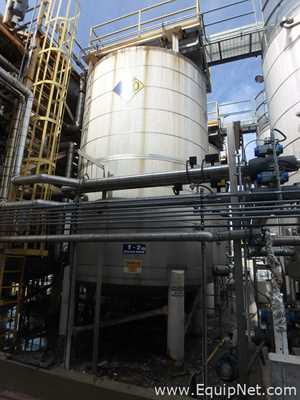 SFI Stainless Fabrication Inc. 15000 Gallon Storage Tank With Pump