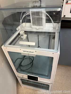 Ultimaker S5 Complete System Large Format 3D Printer Listing Ultimaker S5 Complete System Large Format 3D Printer Listing