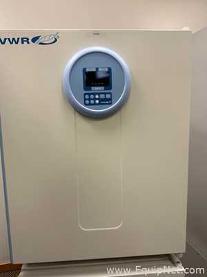 Incubadora VWR 10810-888