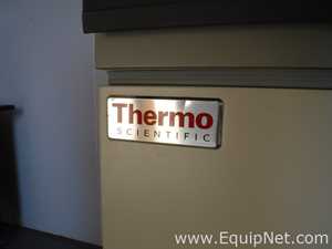 Congelador Thermo Scientific ULT7150-9-V24