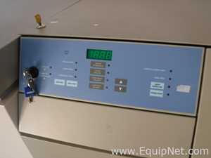 Congelador Thermo Scientific ULT7150-9-V24