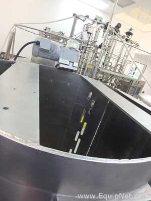 Bioreactor para Manejo de Bolsas de Plástico de Producto Capacidad 1000L marcaHyclone modeloSUB1000