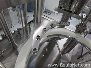 Maquina Monobloque de Llenado-Tapado de Frasco marcaRomacoMacofar modeloLVI4 con Equipos Perifericos