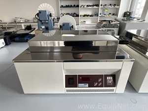 lote de  2 Banho Maria e Circulador GFL 1003.  14 Litros