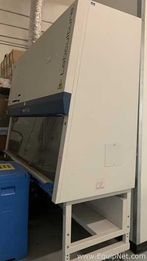 Cabine de Segurança Biológica Esco LA2-6A2