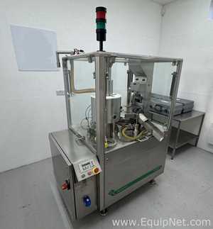 Máquina de Encapsulamento e Envase de Cápsulas Macofar CD40