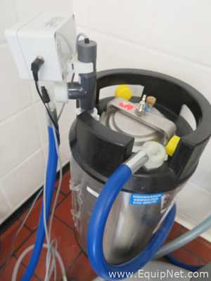 Sistema de Purificação e Destilação de Água Elga PF2XXXXM1