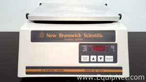 Agitador New Brunswick Scientific Classic C2. novo