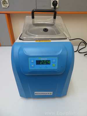 Banho Maria e Circulador Benchmark Scientific H2000-4-E
