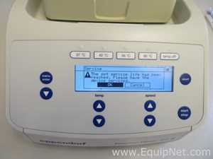 Eppendorf ThermoMixer F1.5 Heater and Mixer