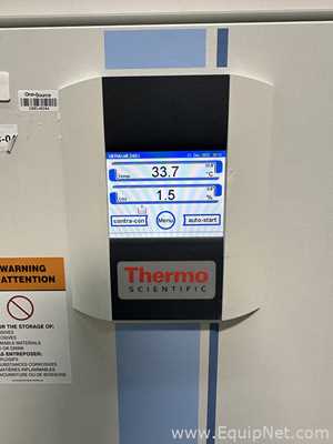 Incubadora Thermo Scientific HERAcell 240i