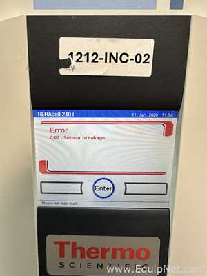 Incubadora Thermo Scientific HERAcell 240i