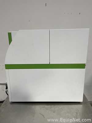 Empilhadora e Manipuladora de MicroPlaca Perkin Elmer 2450 MicroBeta 2