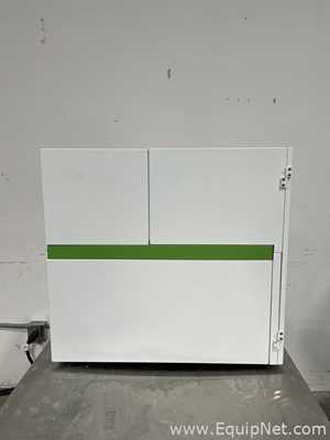 Empilhadora e Manipuladora de MicroPlaca Perkin Elmer 2450 MicroBeta 2