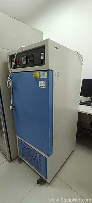 Bionics BST-15-3030 Laboratory Incubator Shaker