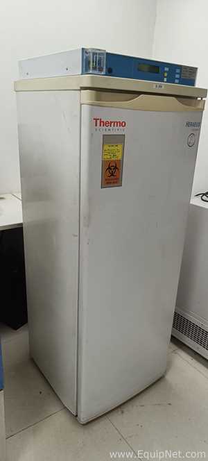 Thermo Scientific Heraeus BK 800 Refrigerated Incubator