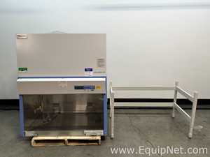 Cabina de Seguridad Biológica Thermo Fisher Scientific 1375