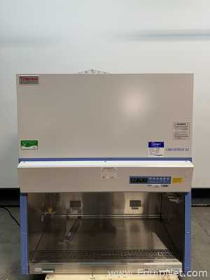 Cabine de Segurança Biológica Thermo Fisher Scientific 1375