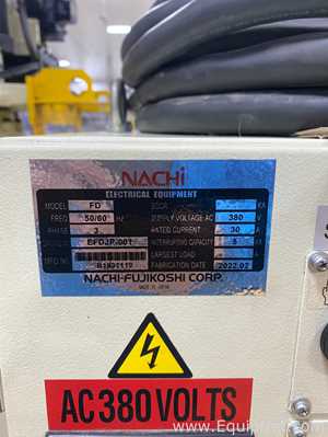 Robótica Nachi SRA 166
