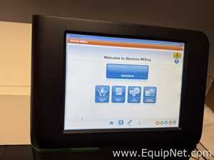 Illumina MiSeq SY-410-1003 Sequencer