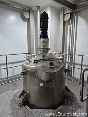 Achintyo Stainless Steel 316L 2000 Liters Medication Tank