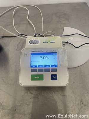 Lot of 2 Mettler Toledo Seven Compact Duo S213 pH Meters