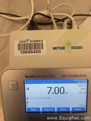 Lot of 2 Mettler Toledo Seven Compact Duo S213 pH Meters