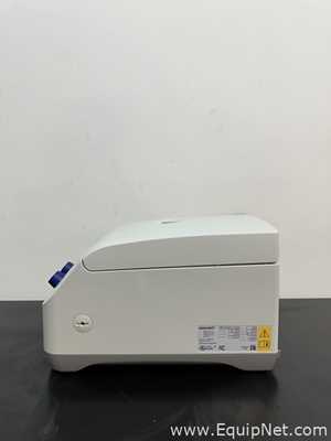 Centrífuga para laboratorio Eppendorf 5425
