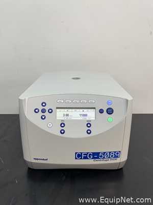 Centrífuga para laboratorio Eppendorf 5427