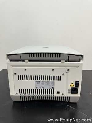 Centrífuga para laboratorio Eppendorf 5430