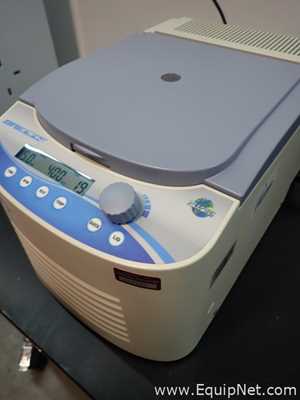 Labnet Breeze Prism R Multi-Application Centrifuge