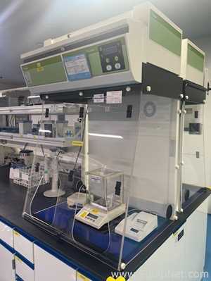 Erlab Flex M321 Fume Hood Lot 671