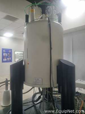 Ressonância Magnética Nuclear Bruker Ascend 600