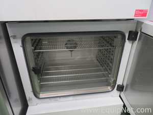 Binder KB 115 Incubator