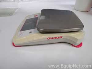 Balança de Laboratório Ohaus Corporation STX2202